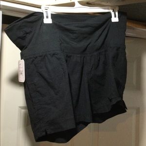 Maternity shorts